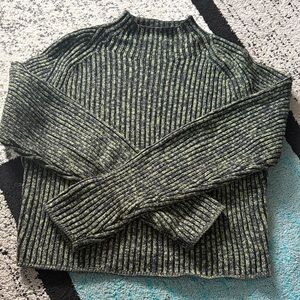 lululemon Green and Black  Sweater